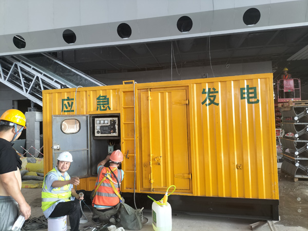 麻阳怎样判断空气滤清器是否需要更换？